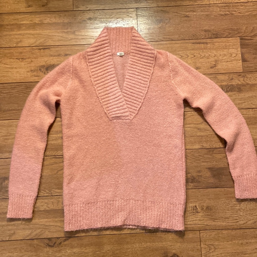 J Crew Peach Sweater
